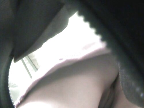 Dato a tre ragazze s ...