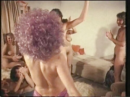 Spogliarsi mogli inc ...